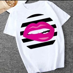 Cute Lips T-shirt 